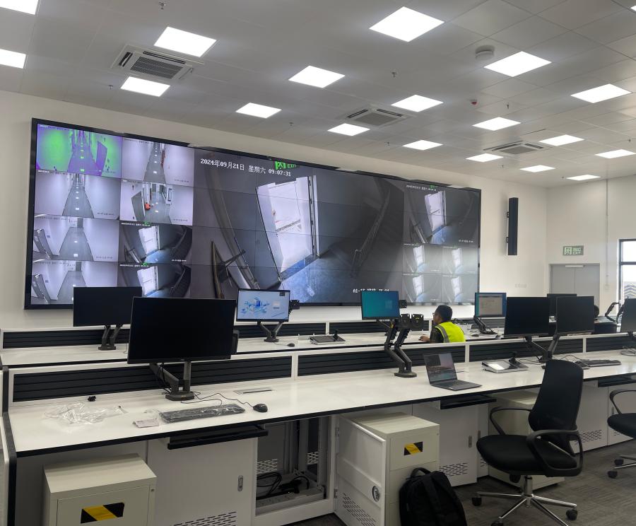 中能建绿色数字科技(庆阳)有限公司大数据中心监控室